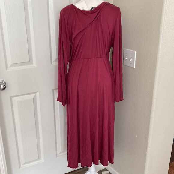 BloomChic Burgundy Wrap Dress Sz 12 NWT - Picture 3 of 7